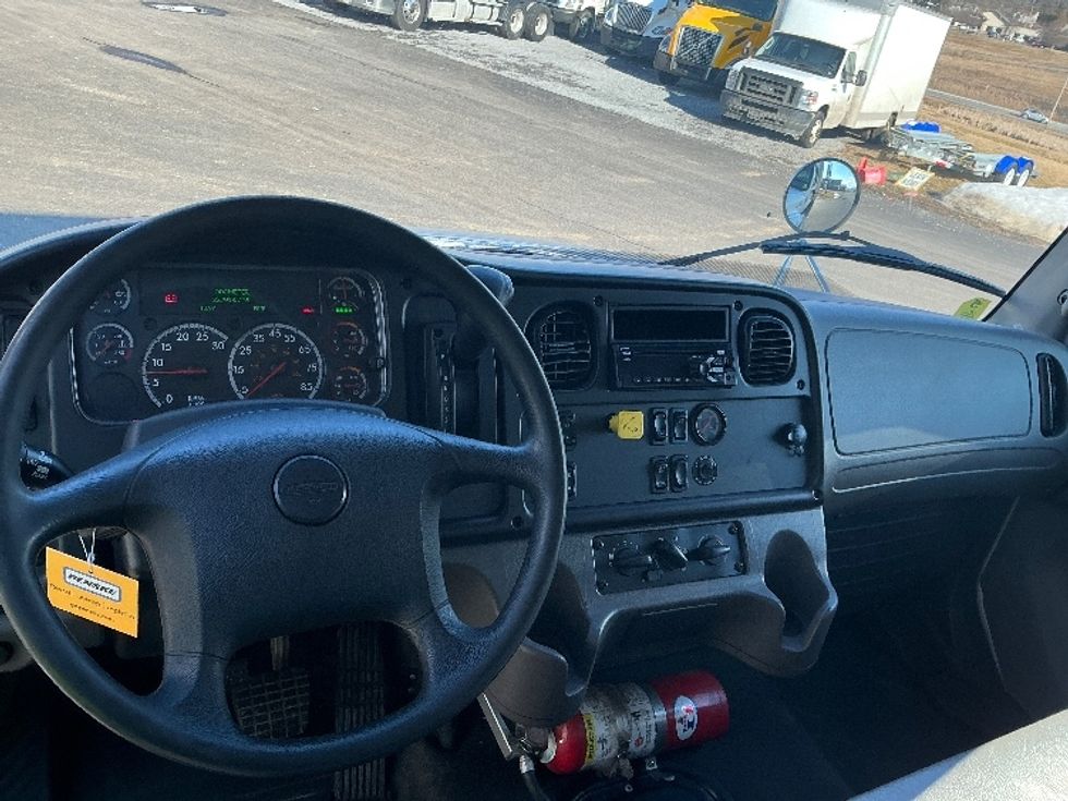 Medium Duty Box Truck-Light and Medium Duty Trucks-Freightliner-2020-M2-Duncansville-PA-238,450\n\t\tmiles-$ 41,000 - Image 17