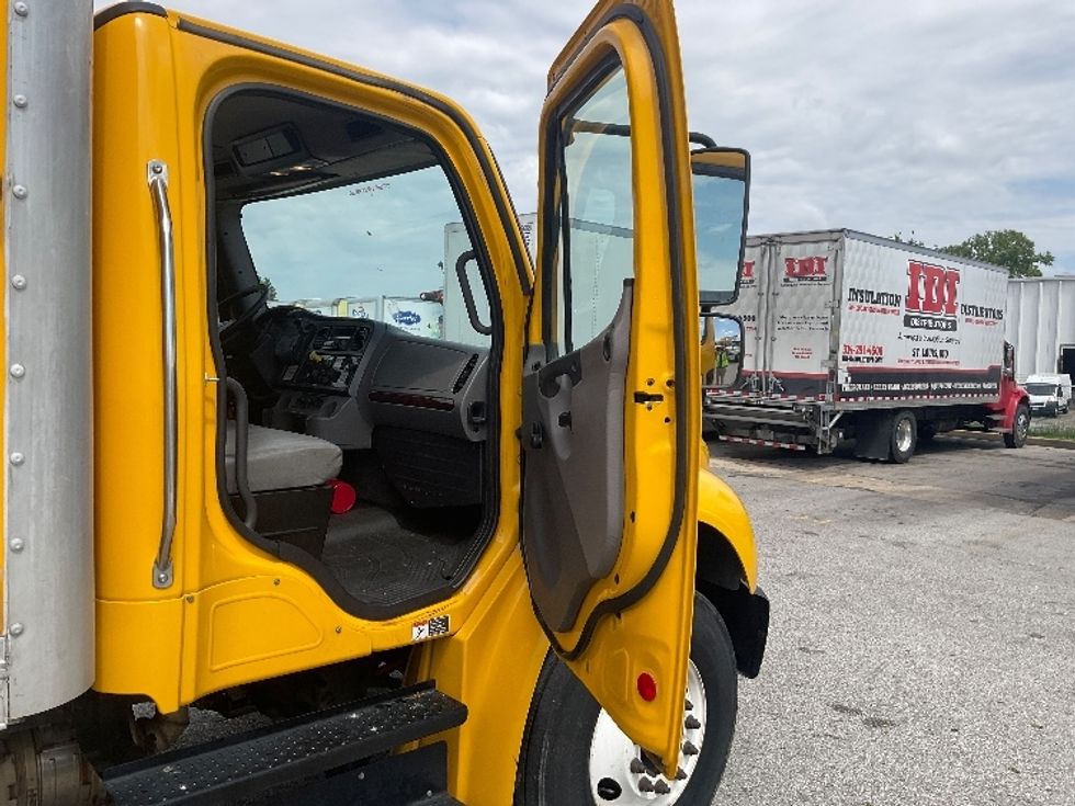 Medium Duty Box Truck-Light and Medium Duty Trucks-Freightliner-2020-M2-Earth City-MO-151,423\n\t\tmiles-$ 53,750 - Image 20