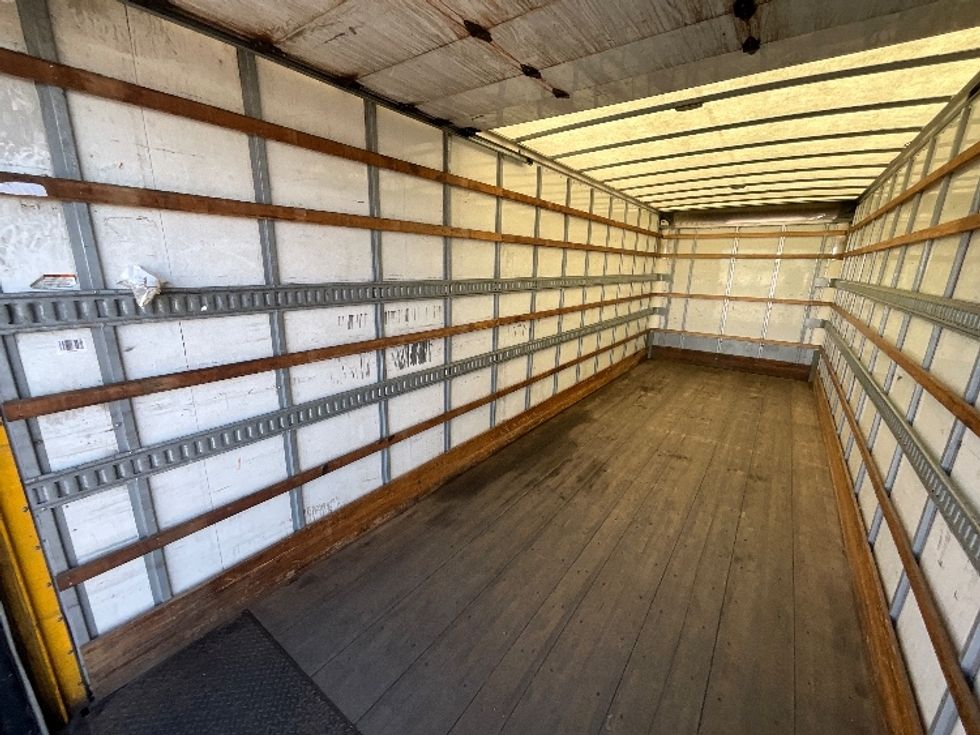 Medium Duty Box Truck-Light and Medium Duty Trucks-Freightliner-2020-M2-East Chicago-IN-158,083\n\t\tmiles-$ 50,500 - Image 11