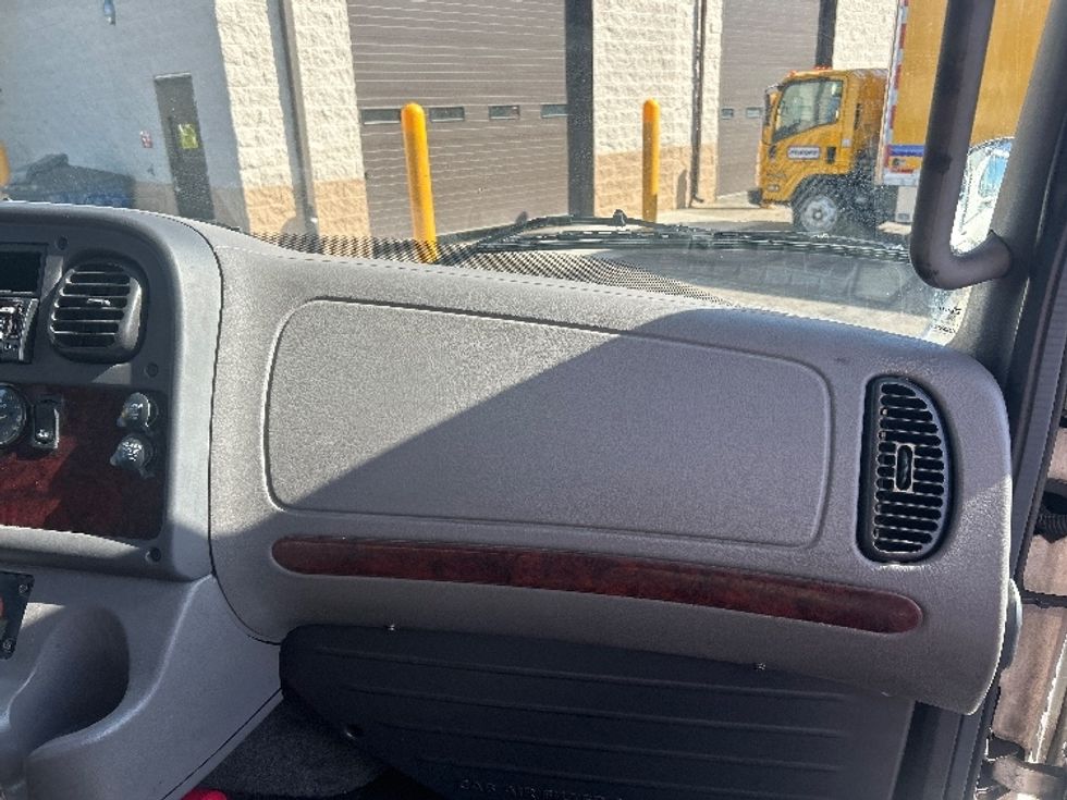 Medium Duty Box Truck-Light and Medium Duty Trucks-Freightliner-2020-M2-East Chicago-IN-176,286\n\t\tmiles-$ 56,500 - Image 21