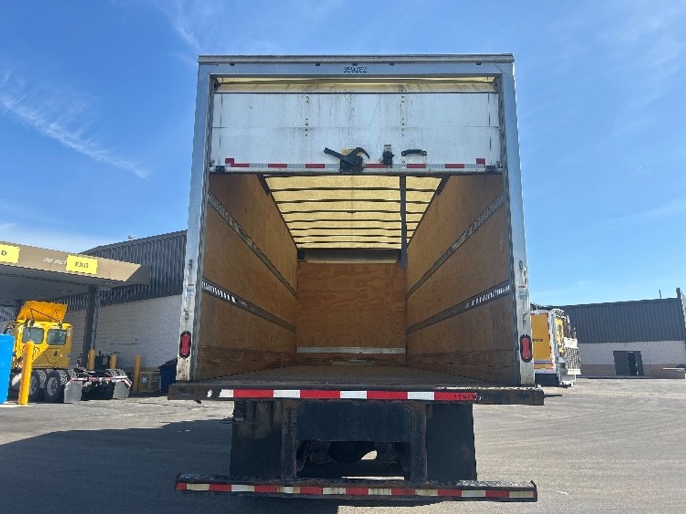 Medium Duty Box Truck-Light and Medium Duty Trucks-Freightliner-2020-M2-East Chicago-IN-176,286\n\t\tmiles-$ 56,500 - Image 9