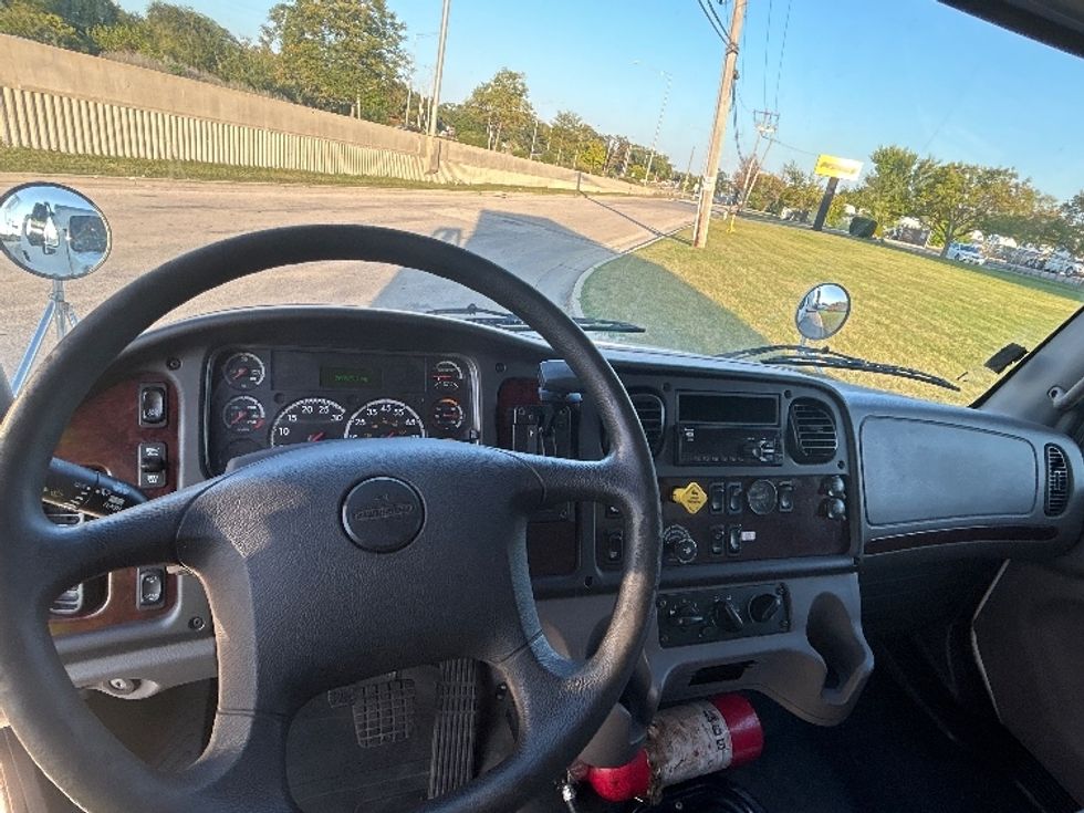 Medium Duty Box Truck-Light and Medium Duty Trucks-Freightliner-2020-M2-East Chicago-IN-289,625\n\t\tmiles-$ 26,750 - Image 16