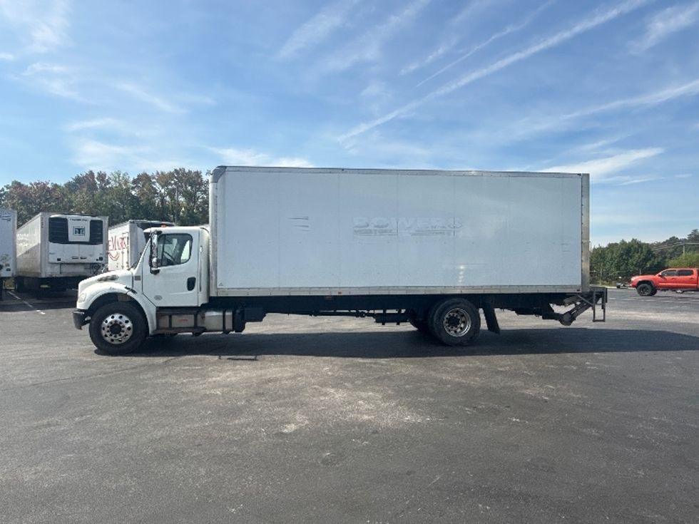 Medium Duty Box Truck-Light and Medium Duty Trucks-Freightliner-2020-M2-Eden-MD-249,537\n\t\tmiles-$ 40,750 - Image 4