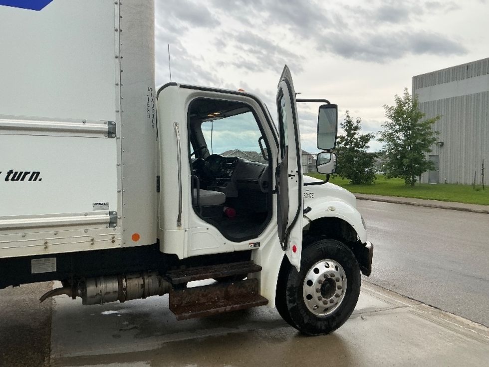 Medium Duty Box Truck-Light and Medium Duty Trucks-Freightliner-2020-M2-Edmonton-AB-251,888\n\t\tkm-$ 66,250 - Image 20