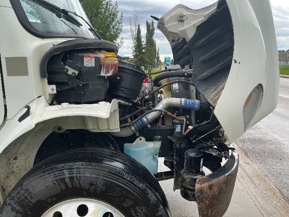 Medium Duty Box Truck-Light and Medium Duty Trucks-Freightliner-2020-M2-Edmonton-AB-251,888\n\t\tkm-$ 66,250 - Image 23