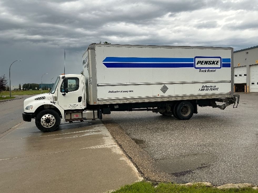 Medium Duty Box Truck-Light and Medium Duty Trucks-Freightliner-2020-M2-Edmonton-AB-251,888\n\t\tkm-$ 66,250 - Image 4