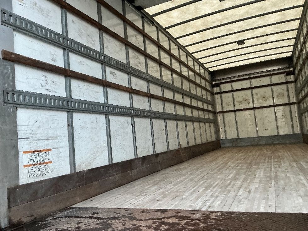 Medium Duty Box Truck-Light and Medium Duty Trucks-Freightliner-2020-M2-Edmonton-AB-273,048\n\t\tkm-$ 64,000 - Image 11