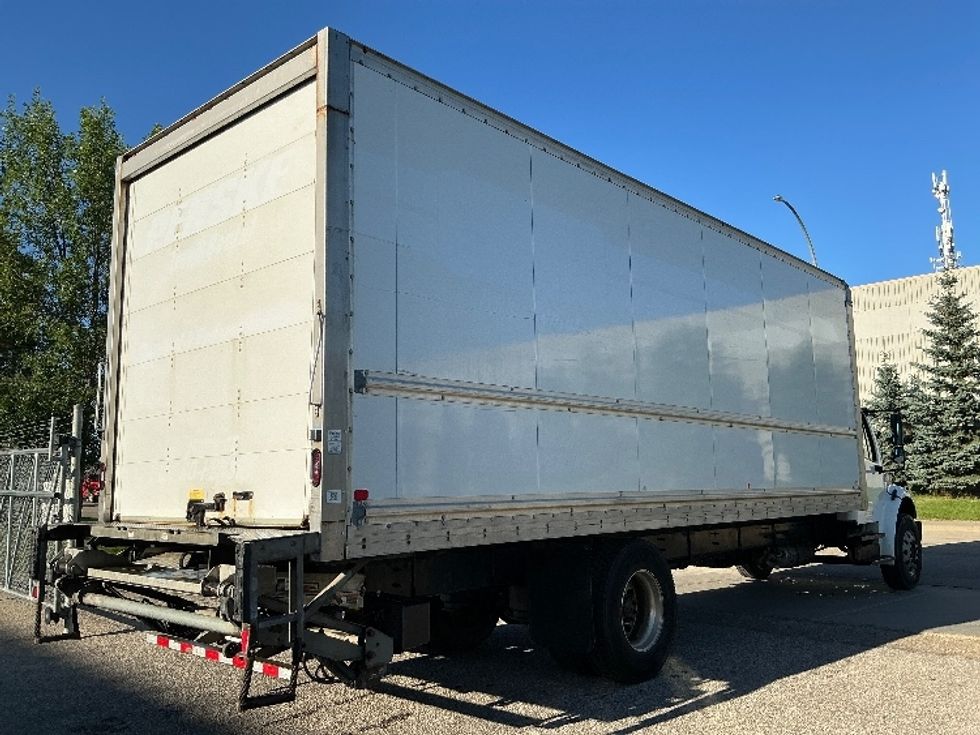 Medium Duty Box Truck-Light and Medium Duty Trucks-Freightliner-2020-M2-Edmonton-AB-286,355\n\t\tkm-$ 63,250 - Image 13