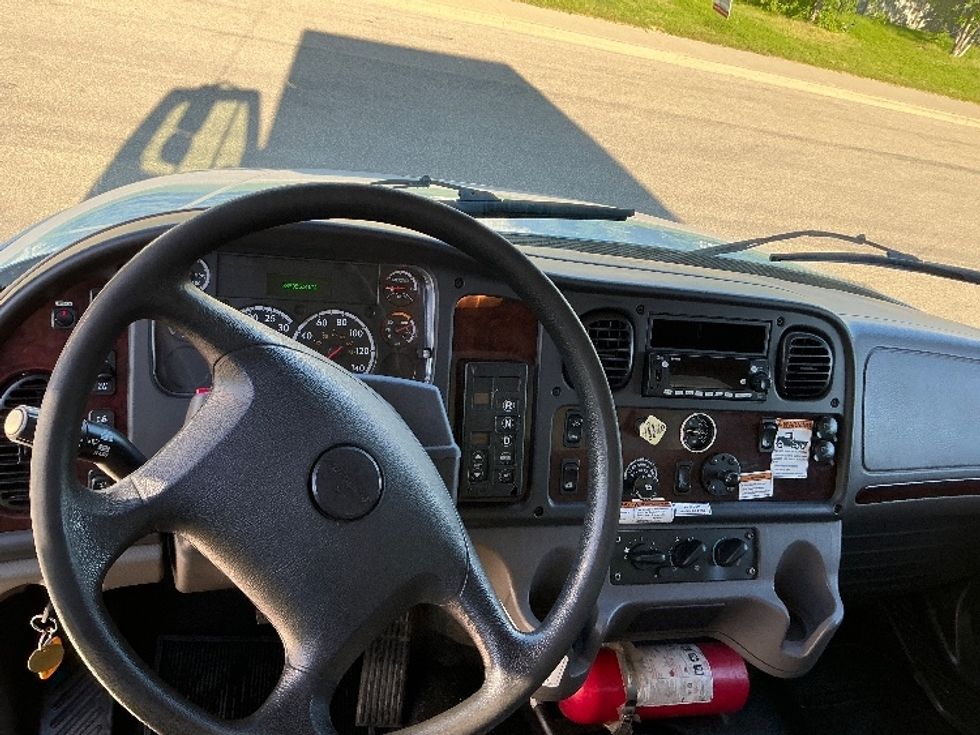 Medium Duty Box Truck-Light and Medium Duty Trucks-Freightliner-2020-M2-Edmonton-AB-286,355\n\t\tkm-$ 63,250 - Image 18