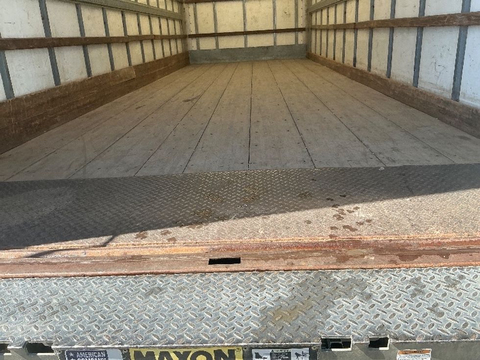 Medium Duty Box Truck-Light and Medium Duty Trucks-Freightliner-2020-M2-Edmonton-AB-306,951\n\t\tkm-$ 60,250 - Image 10