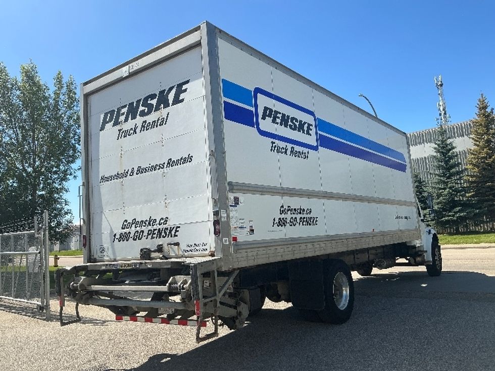 Medium Duty Box Truck-Light and Medium Duty Trucks-Freightliner-2020-M2-Edmonton-AB-306,951\n\t\tkm-$ 60,250 - Image 13