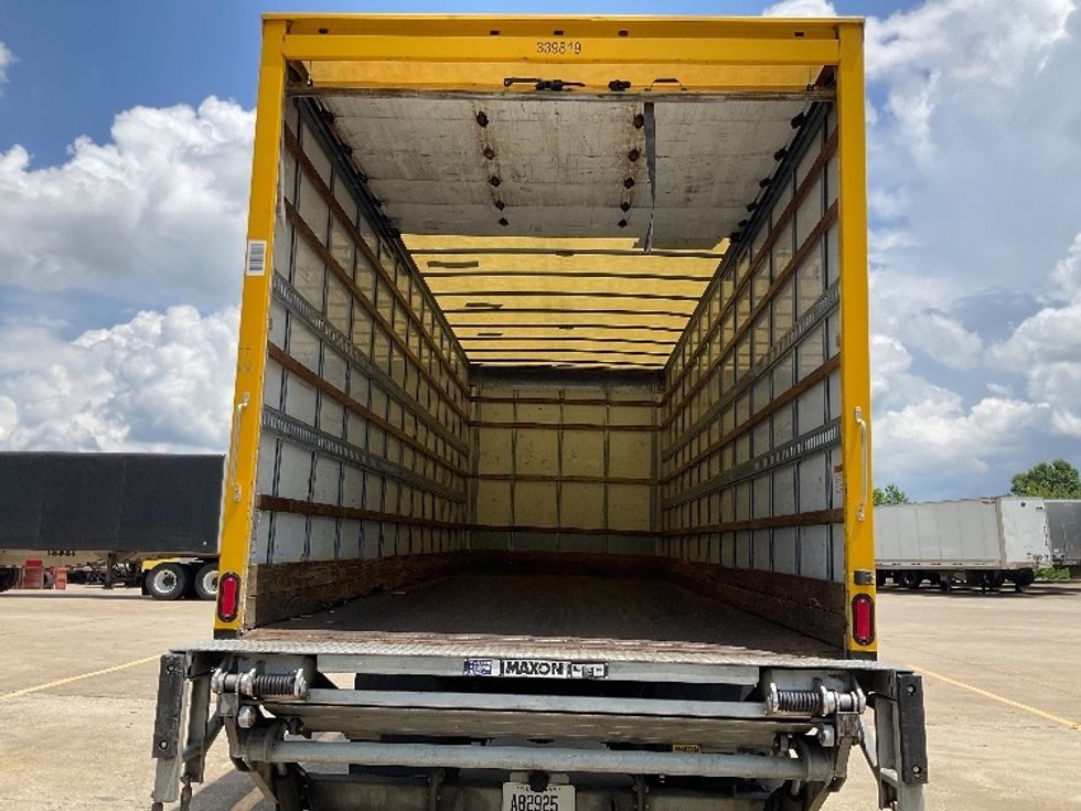 Medium Duty Box Truck-Light and Medium Duty Trucks-Freightliner-2020-M2-Elizabethtown-KY-172,697\n\t\tmiles-$ 43,000 - Image 8