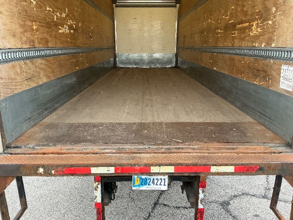 Medium Duty Box Truck-Light and Medium Duty Trucks-Freightliner-2020-M2-Elkhart-IN-115,435\n\t\tmiles-$ 57,750 - Image 10