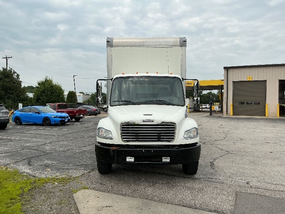 Medium Duty Box Truck-Light and Medium Duty Trucks-Freightliner-2020-M2-Elkhart-IN-115,435\n\t\tmiles-$ 57,750 - Image 2