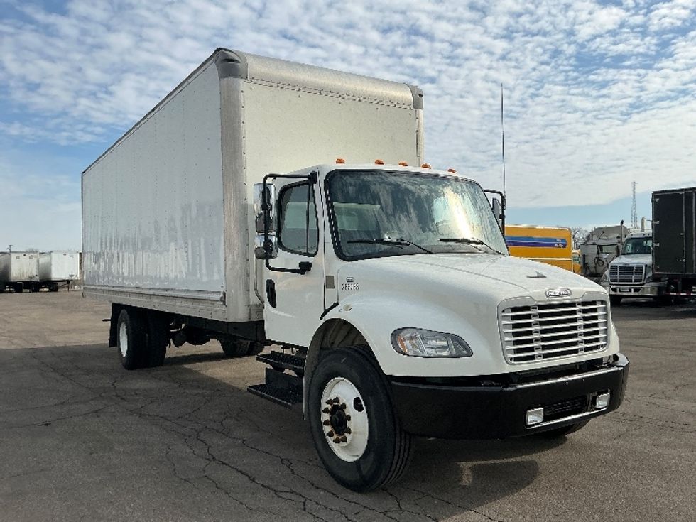 Medium Duty Box Truck-Light and Medium Duty Trucks-Freightliner-2020-M2-Elkhart-IN-172,106\n\t\tmiles-$ 48,750 - Image 1
