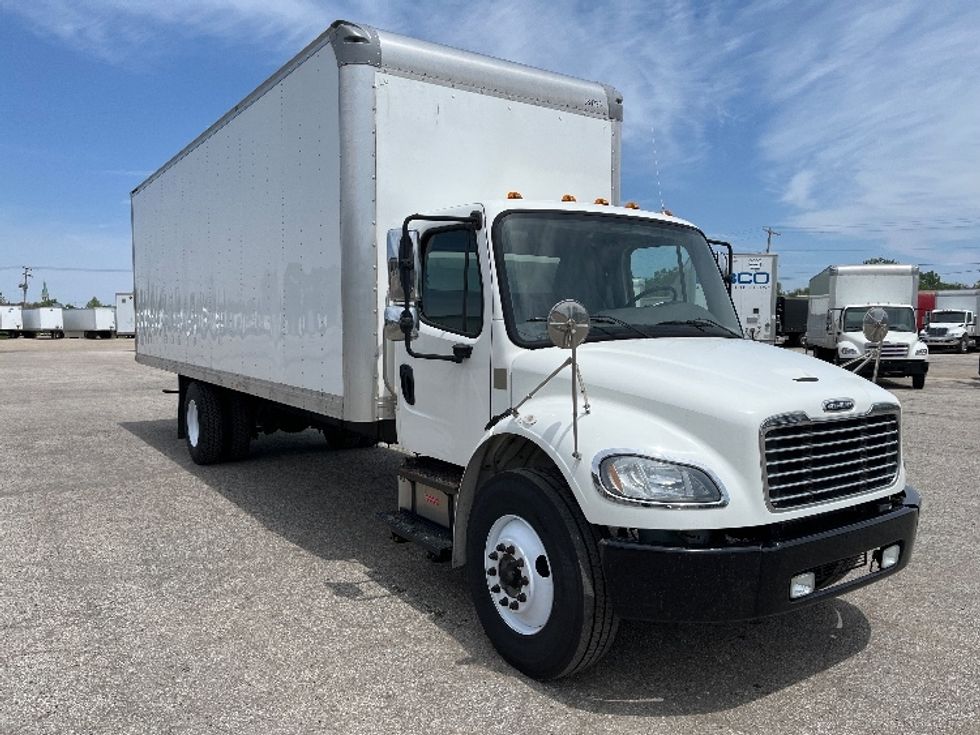 Medium Duty Box Truck-Light and Medium Duty Trucks-Freightliner-2020-M2-Elkhart-IN-189,787\n\t\tmiles-$ 45,000 - Image 1