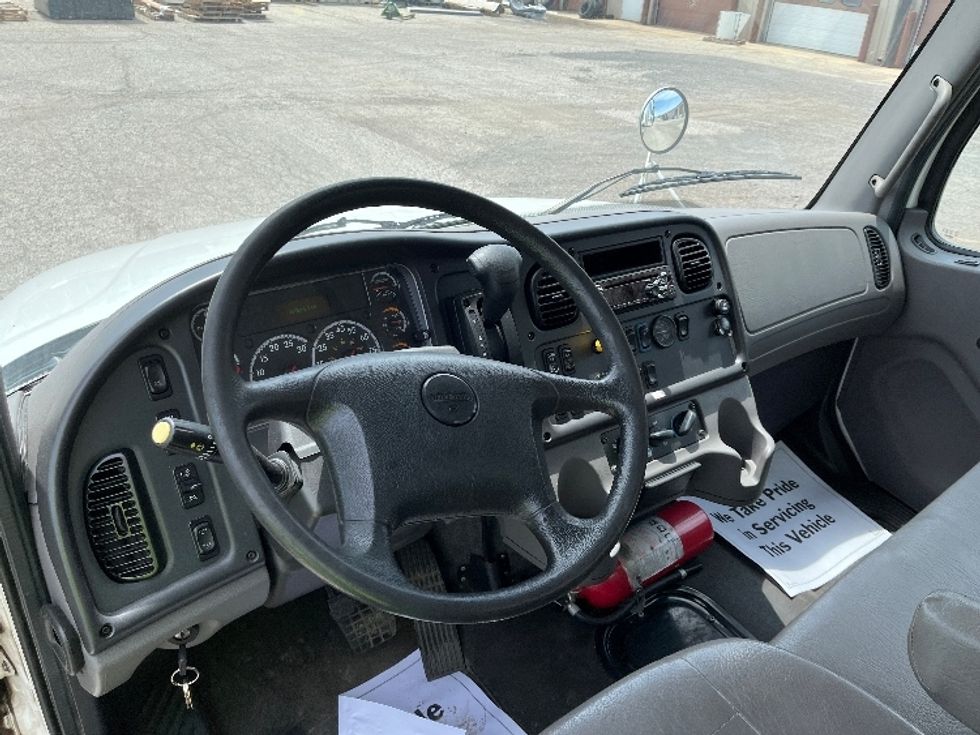 Medium Duty Box Truck-Light and Medium Duty Trucks-Freightliner-2020-M2-Elkhart-IN-189,787\n\t\tmiles-$ 45,000 - Image 17