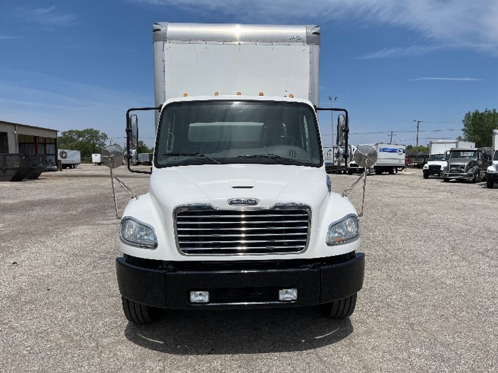 Medium Duty Box Truck-Light and Medium Duty Trucks-Freightliner-2020-M2-Elkhart-IN-189,787\n\t\tmiles-$ 45,000 - Image 2