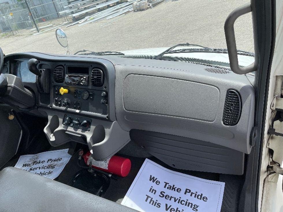Medium Duty Box Truck-Light and Medium Duty Trucks-Freightliner-2020-M2-Elkhart-IN-189,787\n\t\tmiles-$ 45,000 - Image 21