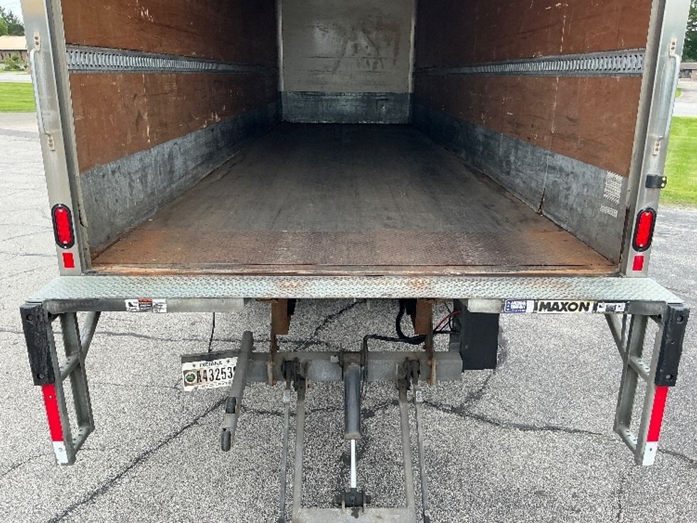 Medium Duty Box Truck-Light and Medium Duty Trucks-Freightliner-2020-M2-Elkhart-IN-217,138\n\t\tmiles-$ 35,750 - Image 10