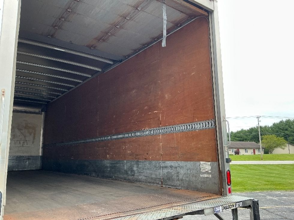 Medium Duty Box Truck-Light and Medium Duty Trucks-Freightliner-2020-M2-Elkhart-IN-217,138\n\t\tmiles-$ 35,750 - Image 12