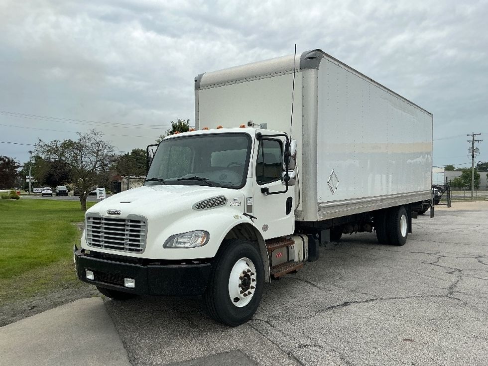 Medium Duty Box Truck-Light and Medium Duty Trucks-Freightliner-2020-M2-Elkhart-IN-217,138\n\t\tmiles-$ 35,750 - Image 3