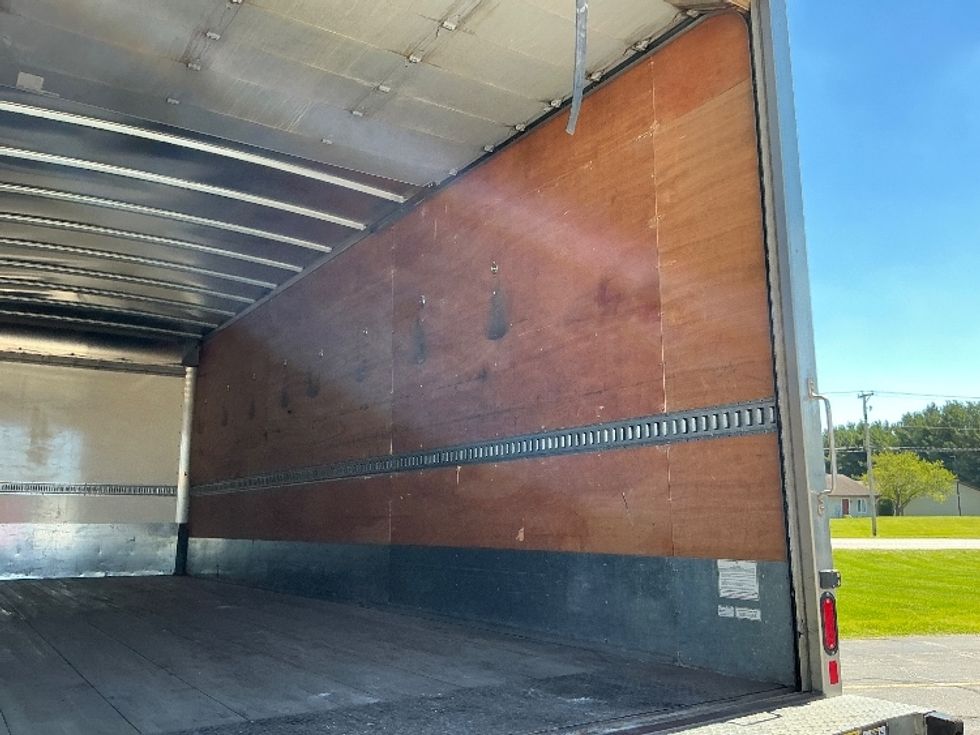 Medium Duty Box Truck-Light and Medium Duty Trucks-Freightliner-2020-M2-Elkhart-IN-230,903\n\t\tmiles-$ 43,750 - Image 12