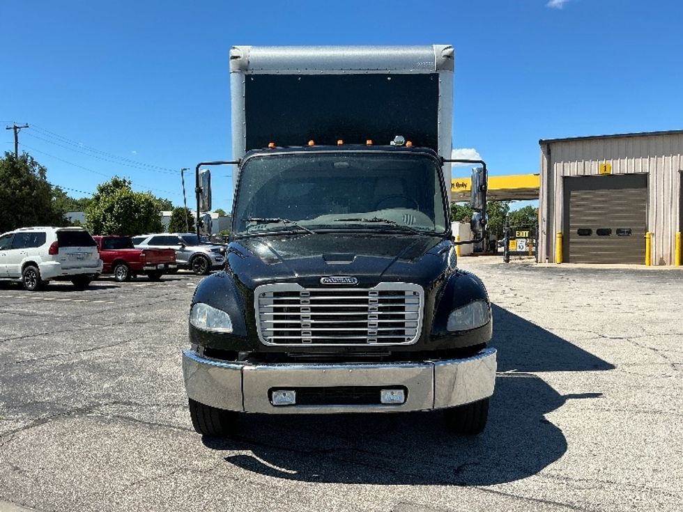 Medium Duty Box Truck-Light and Medium Duty Trucks-Freightliner-2020-M2-Elkhart-IN-230,903\n\t\tmiles-$ 43,750 - Image 2