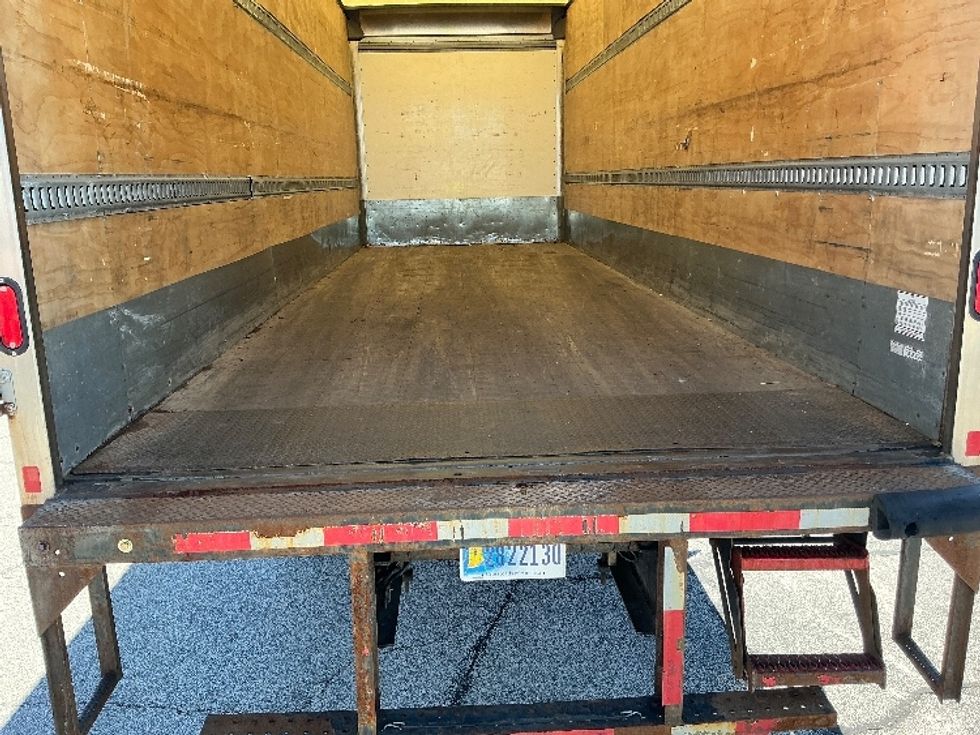 Medium Duty Box Truck-Light and Medium Duty Trucks-Freightliner-2020-M2-Elkhart-IN-58,370\n\t\tmiles-$ 62,250 - Image 10