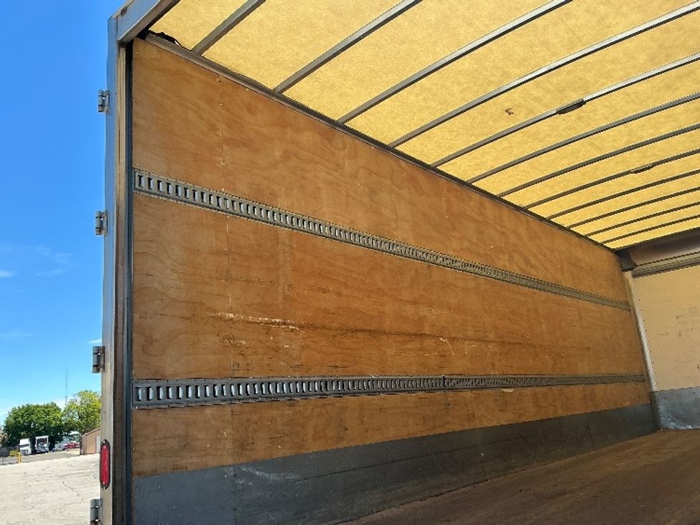 Medium Duty Box Truck-Light and Medium Duty Trucks-Freightliner-2020-M2-Elkhart-IN-58,370\n\t\tmiles-$ 62,250 - Image 11