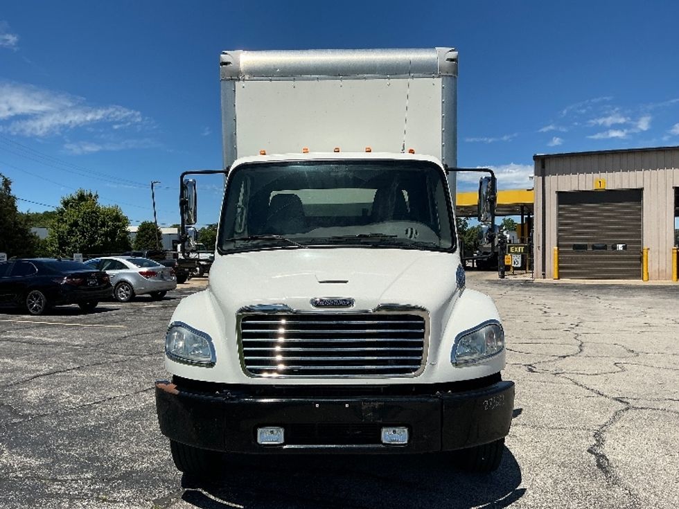 Medium Duty Box Truck-Light and Medium Duty Trucks-Freightliner-2020-M2-Elkhart-IN-58,370\n\t\tmiles-$ 62,250 - Image 2