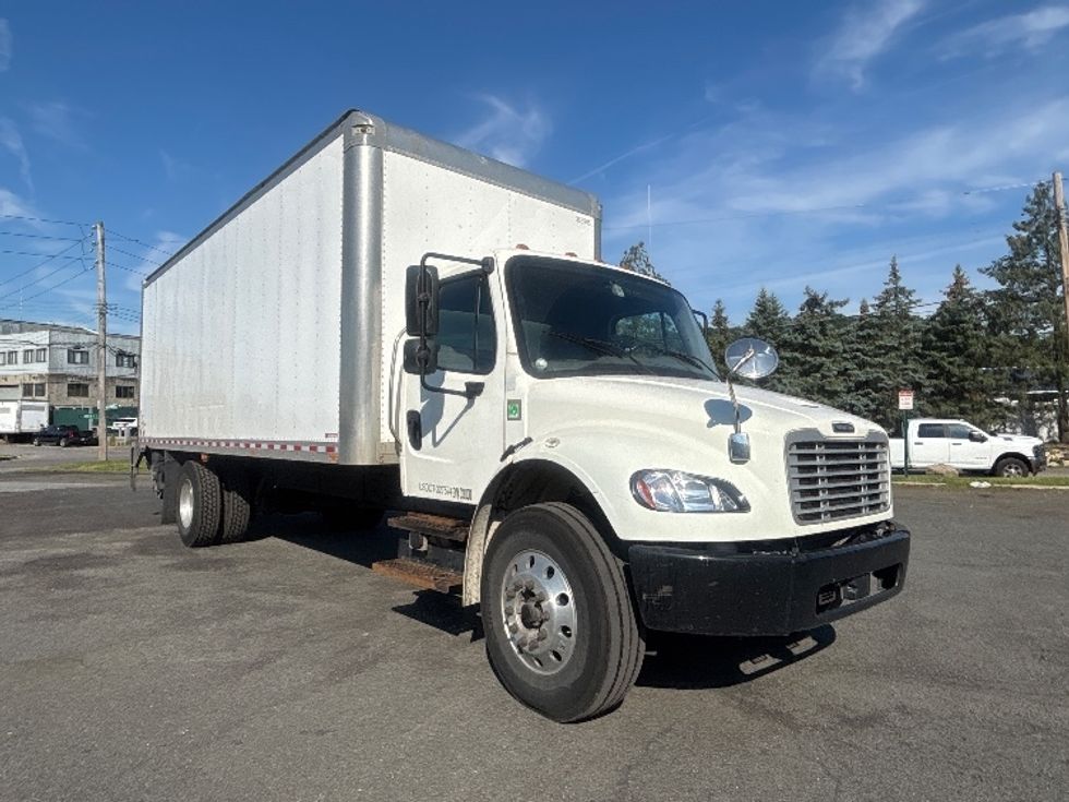 Medium Duty Box Truck-Light and Medium Duty Trucks-Freightliner-2020-M2-Elmsford-NY-109,797\n\t\tmiles-$ 59,250 - Image 1