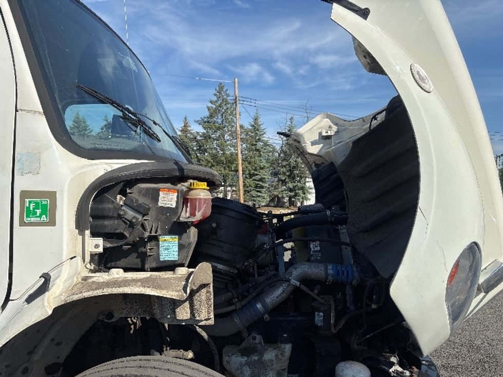 Medium Duty Box Truck-Light and Medium Duty Trucks-Freightliner-2020-M2-Elmsford-NY-109,797\n\t\tmiles-$ 59,250 - Image 23