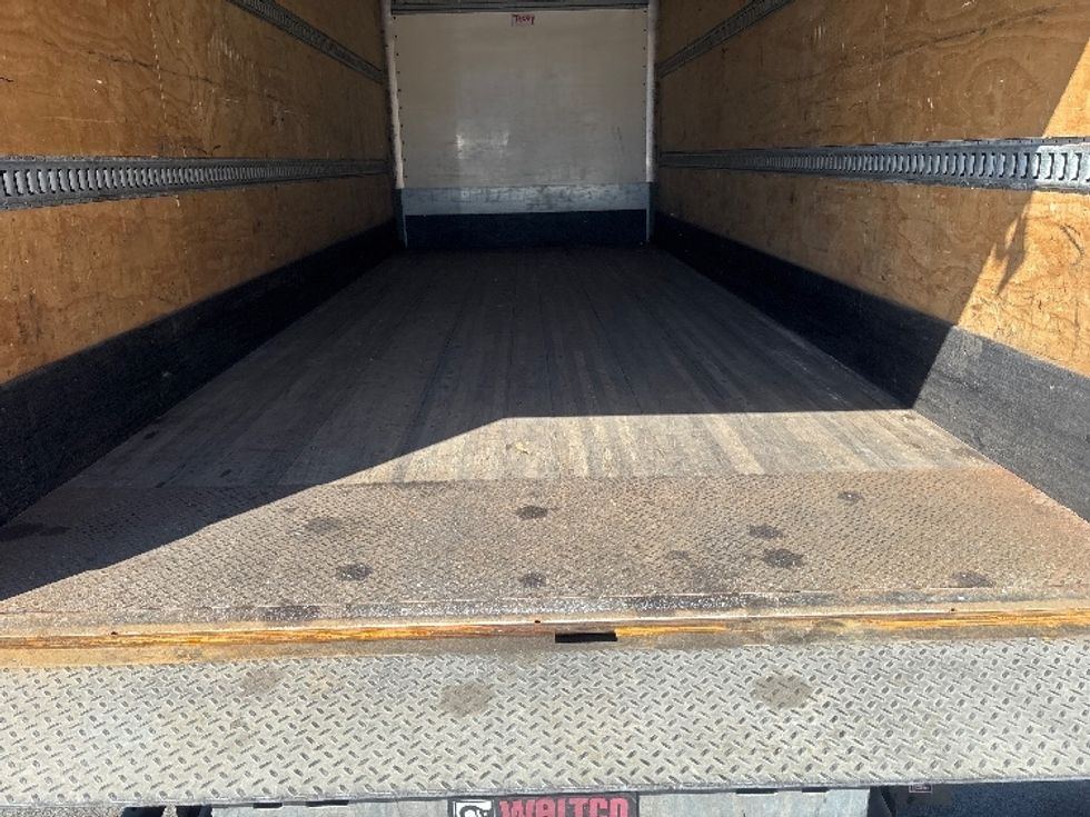 Medium Duty Box Truck-Light and Medium Duty Trucks-Freightliner-2020-M2-Elmsford-NY-303,717\n\t\tmiles-$ 26,000 - Image 10