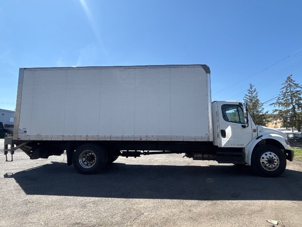 Medium Duty Box Truck-Light and Medium Duty Trucks-Freightliner-2020-M2-Elmsford-NY-303,717\n\t\tmiles-$ 26,000 - Image 15