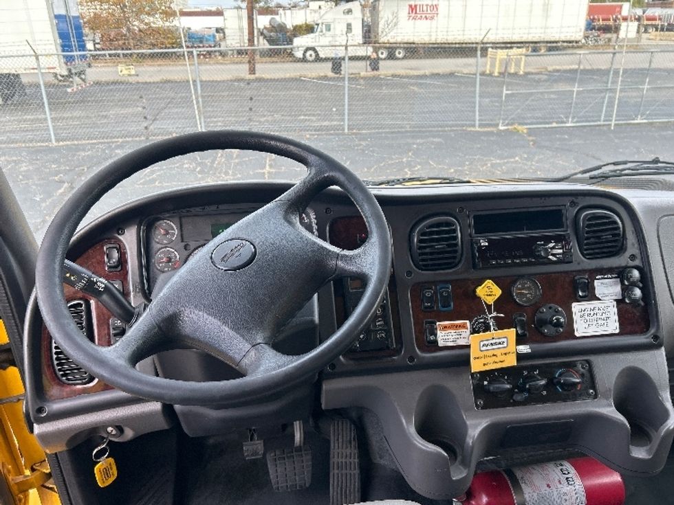 Medium Duty Box Truck-Light and Medium Duty Trucks-Freightliner-2020-M2-Essex-MD-190,337\n\t\tmiles-$ 38,750 - Image 18