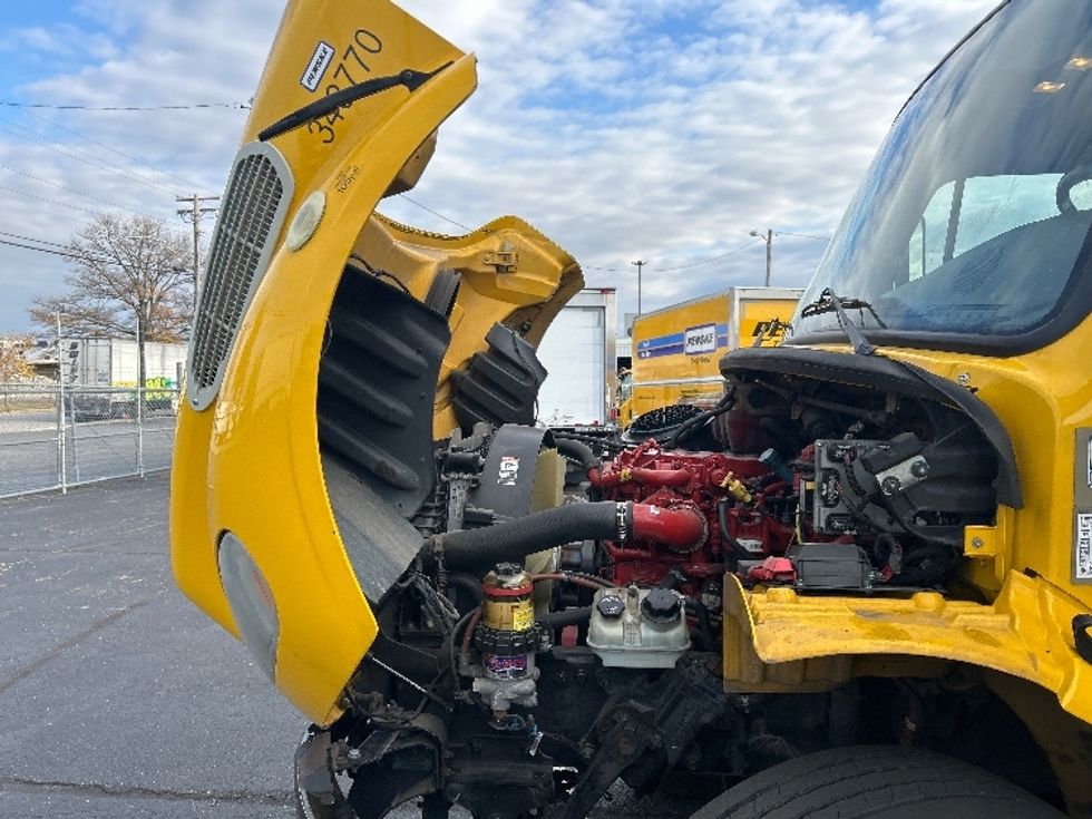 Medium Duty Box Truck-Light and Medium Duty Trucks-Freightliner-2020-M2-Essex-MD-190,337\n\t\tmiles-$ 38,750 - Image 24