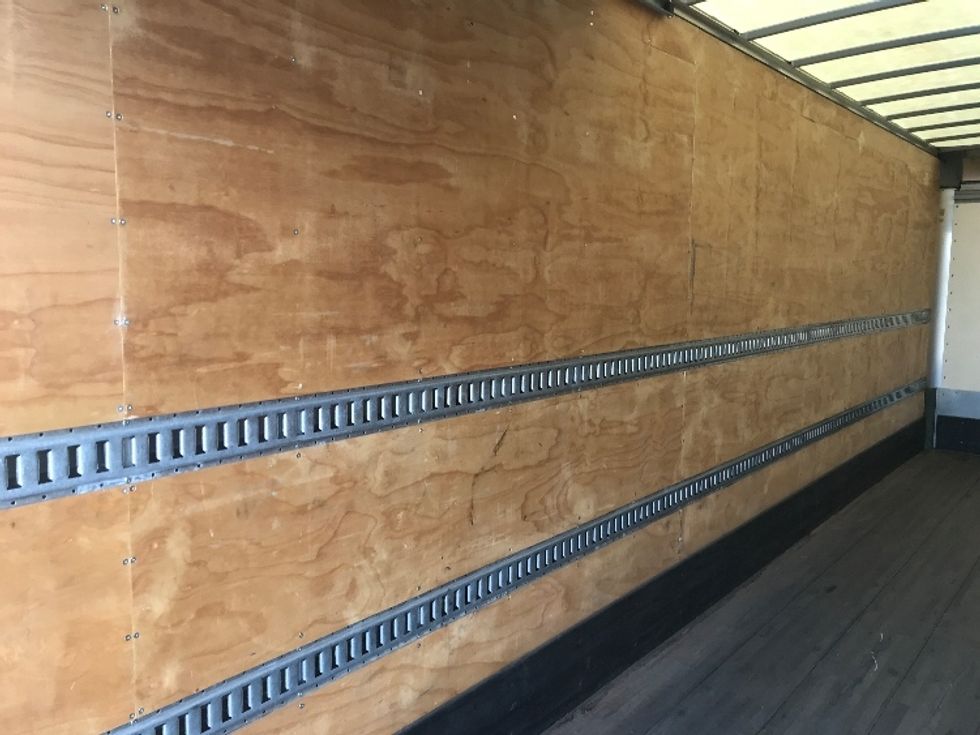 Medium Duty Box Truck-Light and Medium Duty Trucks-Freightliner-2020-M2-Evansville-IN-142,400\n\t\tmiles-$ 58,250 - Image 11