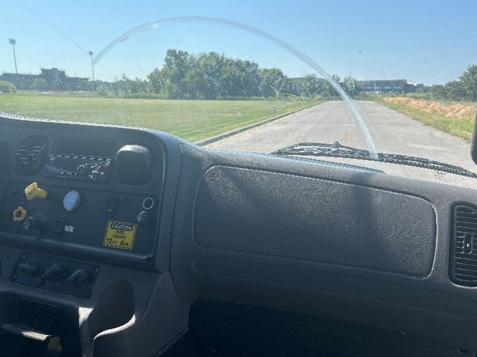 Medium Duty Box Truck-Light and Medium Duty Trucks-Freightliner-2020-M2-Evansville-IN-209,451\n\t\tmiles-$ 48,750 - Image 21