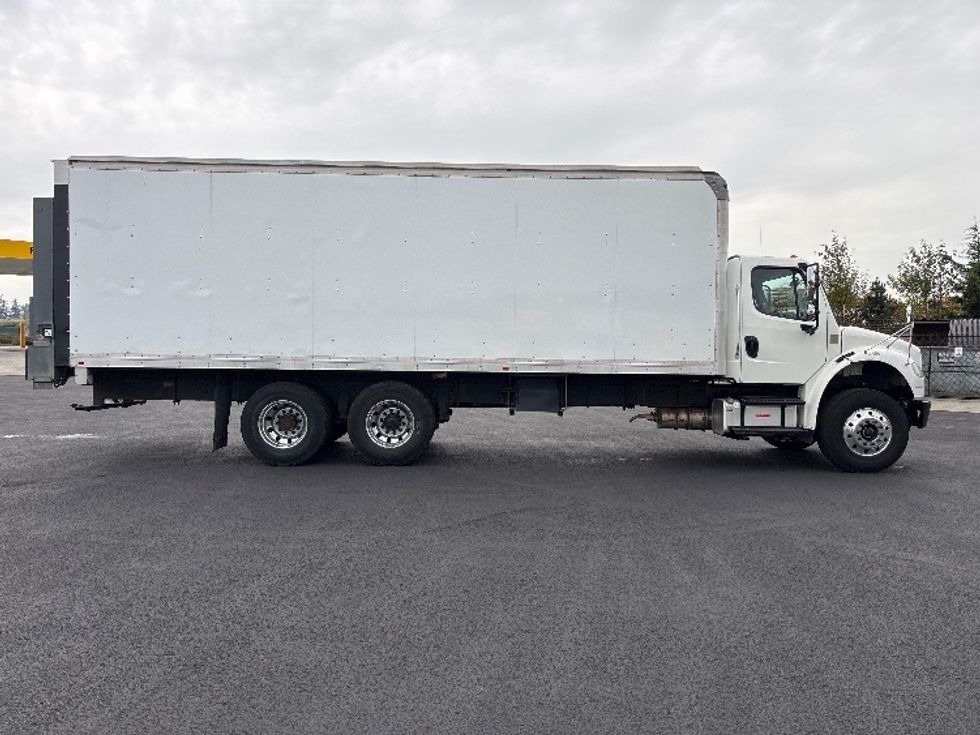 Medium Duty Box Truck-Light and Medium Duty Trucks-Freightliner-2020-M2-Everett-WA-102,007\n\t\tmiles-$ 73,250 - Image 15