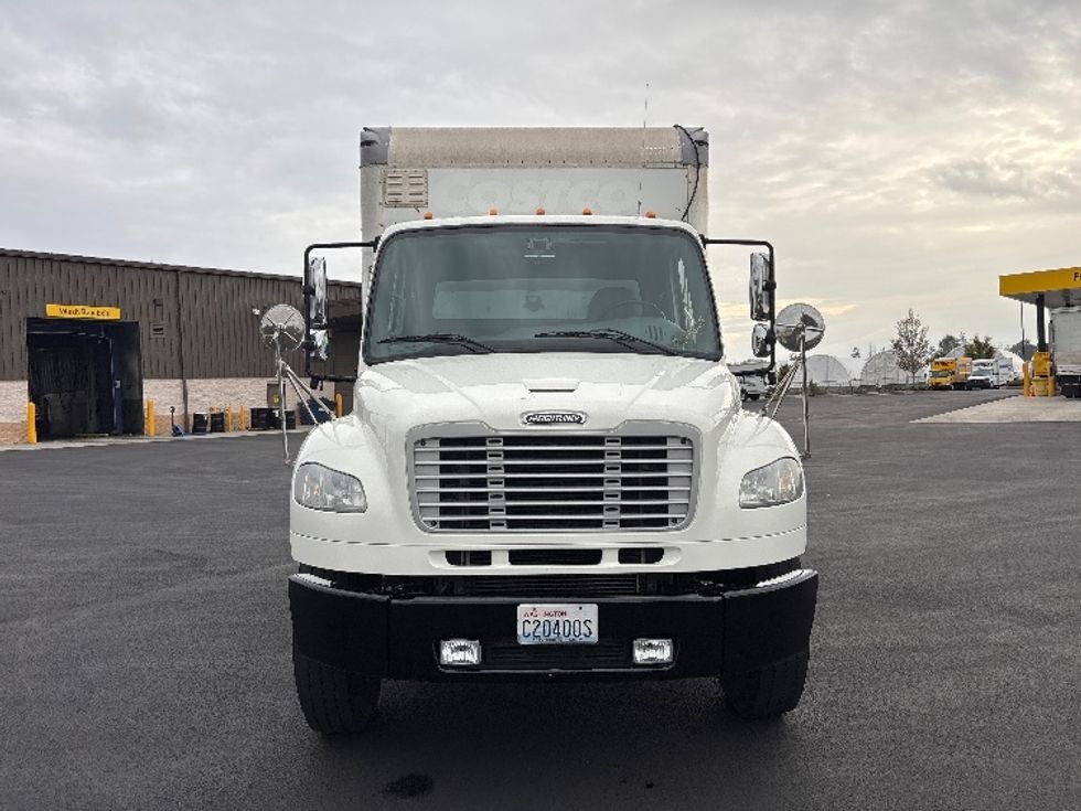 Medium Duty Box Truck-Light and Medium Duty Trucks-Freightliner-2020-M2-Everett-WA-102,007\n\t\tmiles-$ 73,250 - Image 2