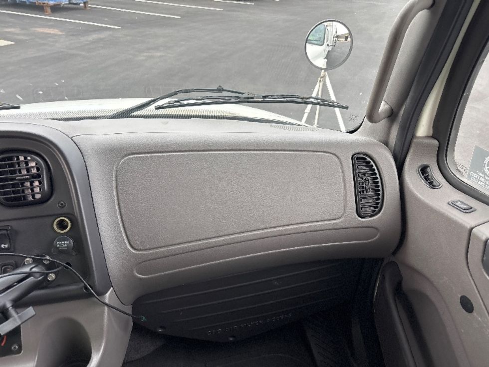 Medium Duty Box Truck-Light and Medium Duty Trucks-Freightliner-2020-M2-Everett-WA-102,007\n\t\tmiles-$ 73,250 - Image 21