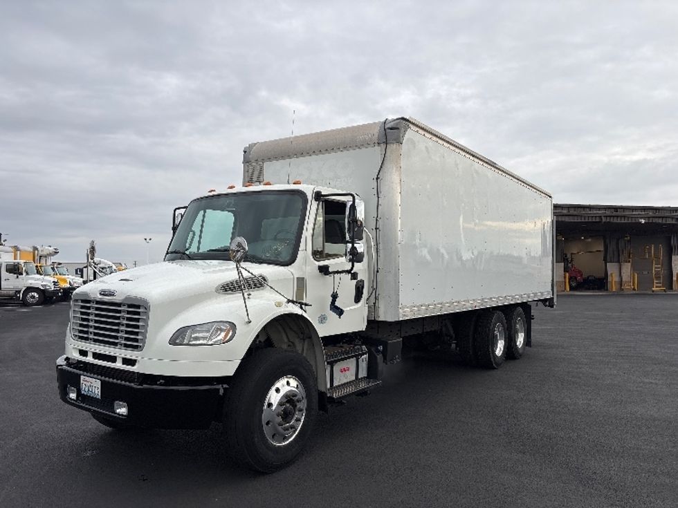 Medium Duty Box Truck-Light and Medium Duty Trucks-Freightliner-2020-M2-Everett-WA-102,007\n\t\tmiles-$ 73,250 - Image 3