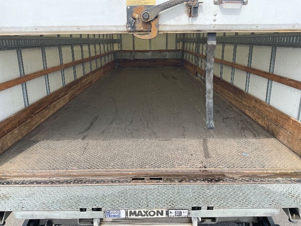 Medium Duty Box Truck-Light and Medium Duty Trucks-Freightliner-2020-M2-Everett-WA-159,191\n\t\tmiles-$ 54,250 - Image 10
