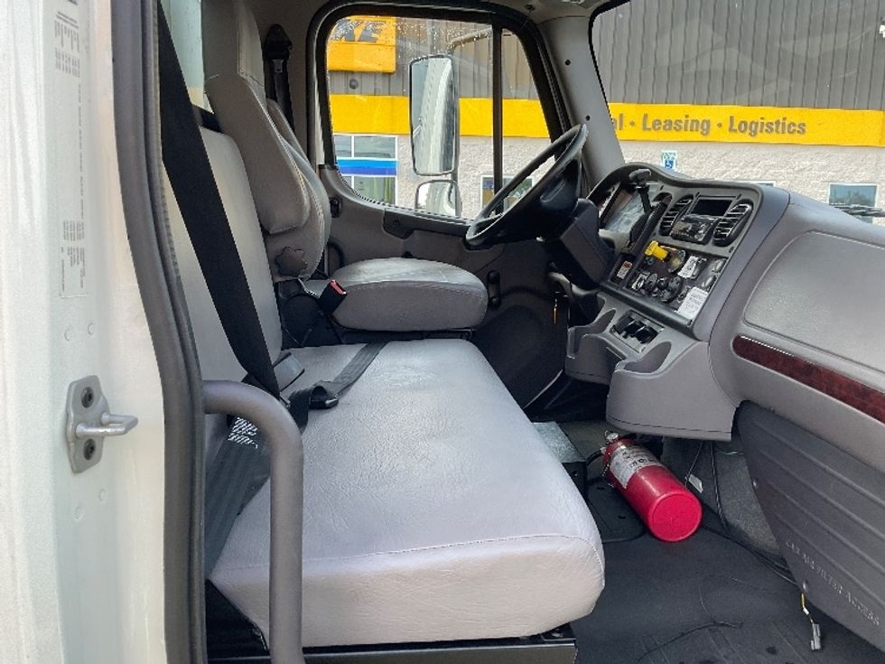 Medium Duty Box Truck-Light and Medium Duty Trucks-Freightliner-2020-M2-Everett-WA-159,191\n\t\tmiles-$ 54,250 - Image 22