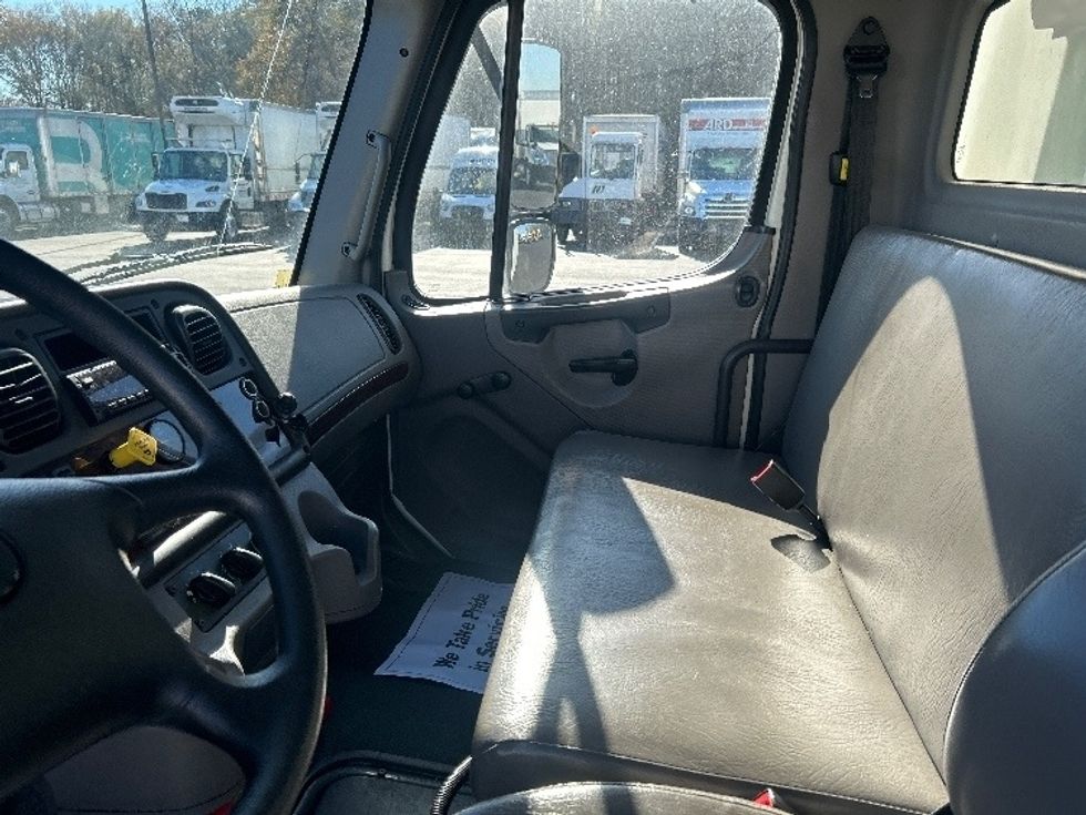 Medium Duty Box Truck-Light and Medium Duty Trucks-Freightliner-2020-M2-Fairburn-GA-170,246\n\t\tmiles-$ 51,500 - Image 19