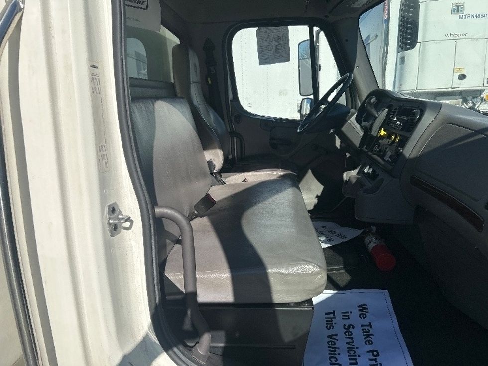 Medium Duty Box Truck-Light and Medium Duty Trucks-Freightliner-2020-M2-Fairburn-GA-170,246\n\t\tmiles-$ 51,500 - Image 22