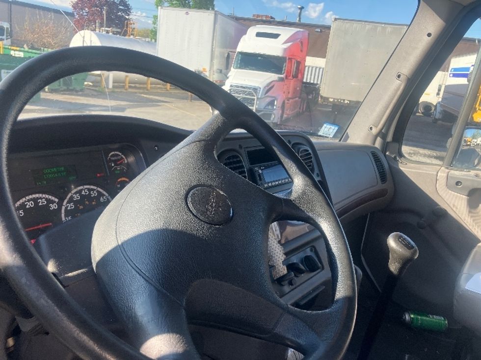Medium Duty Box Truck-Light and Medium Duty Trucks-Freightliner-2020-M2-Fitchburg-MA-173,914\n\t\tmiles-$ 36,250 - Image 16