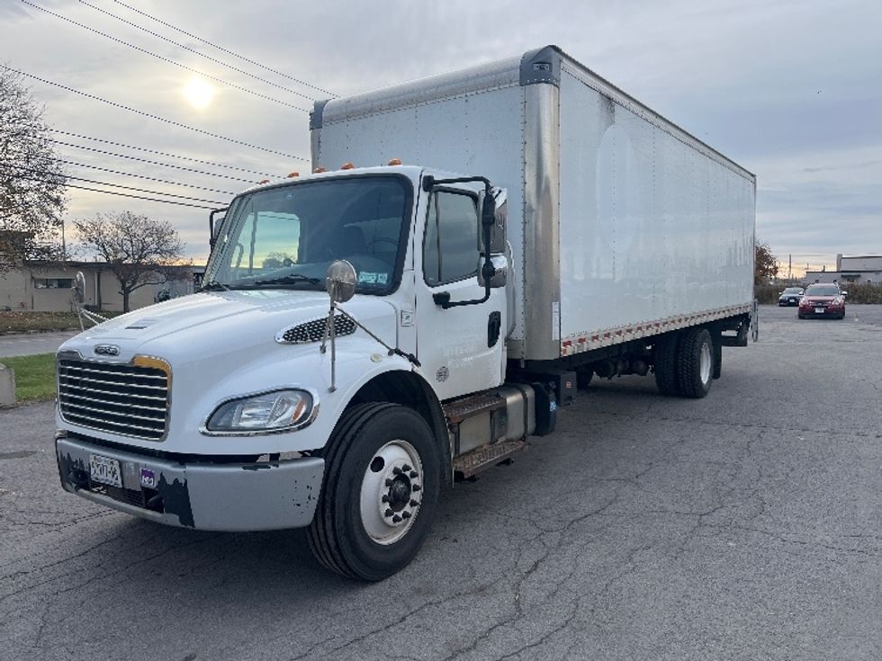 Medium Duty Box Truck-Light and Medium Duty Trucks-Freightliner-2020-M2-Flower Mound-TX-209,800\n\t\tmiles-$ 52,750 - Image 3