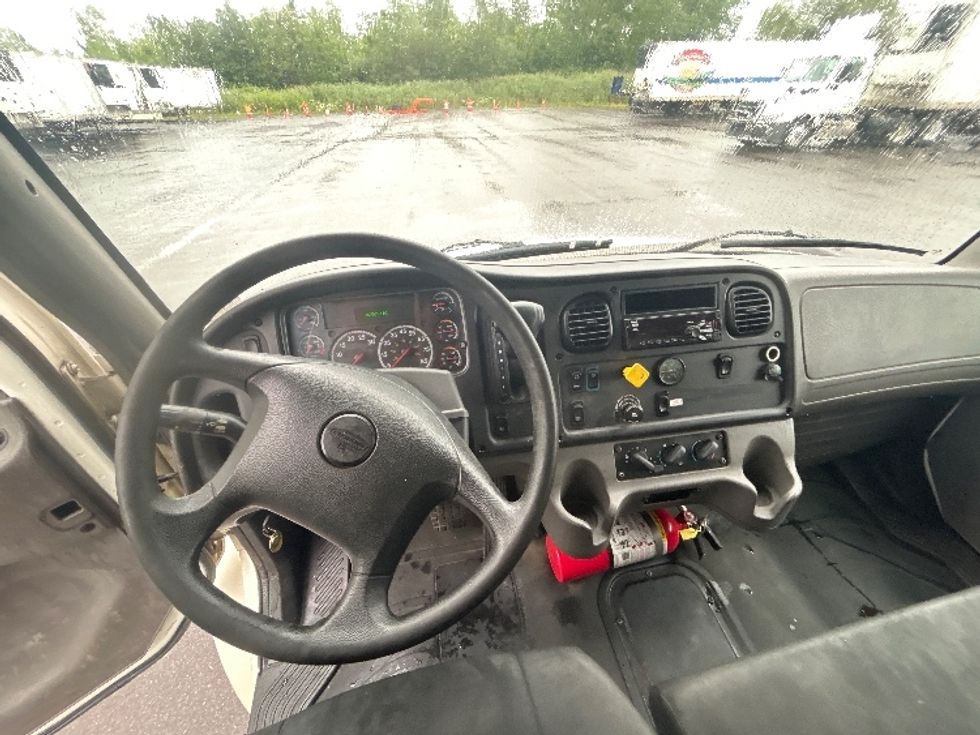Medium Duty Box Truck-Light and Medium Duty Trucks-Freightliner-2020-M2-Flower Mound-TX-227,061\n\t\tmiles-$ 53,250 - Image 18